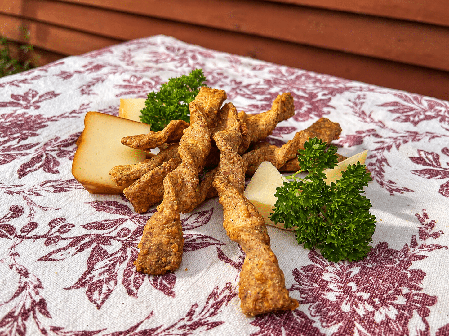 Crunchy Cheese Twists